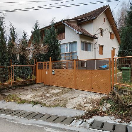 Casa Dintre Meri Poiana Marului  Bagian luar foto